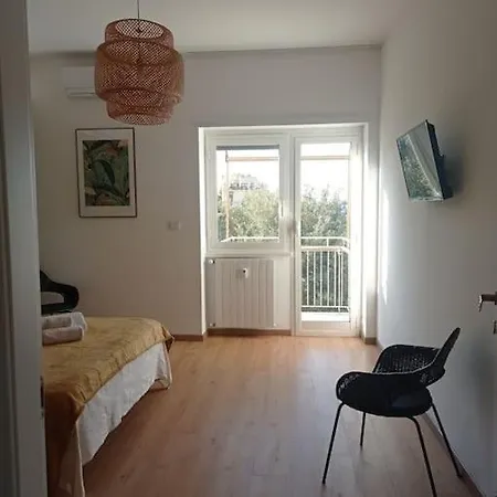 Apartment Flora Rome